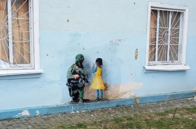 В Ірпені з’явилися графіті італійського художника TvBoy