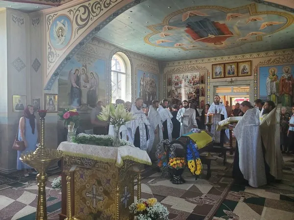 Майже рік вважався зниклим безвісти: на Волині попрощалися з Анатолієм Барабаном (фото)
