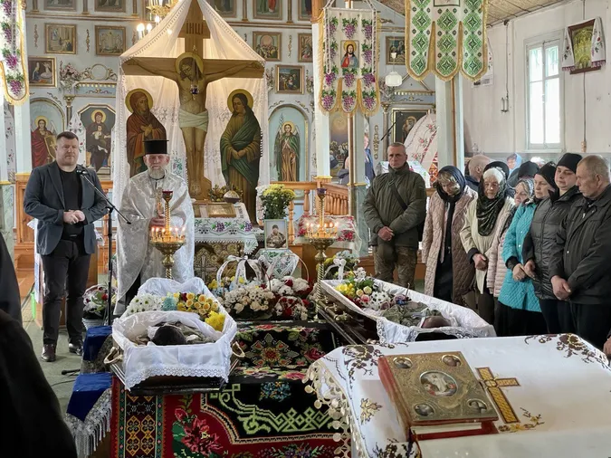 На Волині провели в останню дорогу двох Героїв - Андрія Мельника та Валерія Степанюка