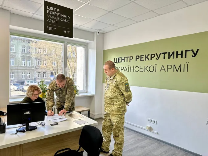 Без ТЦК: як працюватимуть рекрутингові центри під час мобілізації
