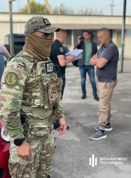 «Заробляли» по 2 мільйони щодня: на Запоріжжі викрили корумпованих чиновників (фото)