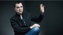 Радник Офісу президента Олексій Арестович написав заяву про звільнення (фото, відео)