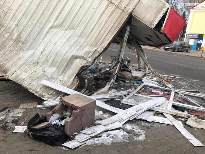 Що відбувається на Старому ринку в Луцьку (фото)