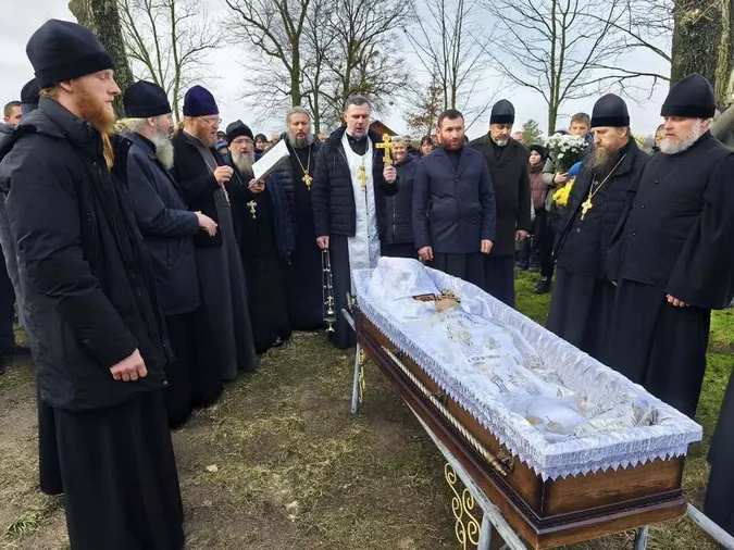 На Волині попрощались з попом московського патріархату Анатолієм Мельничуком (фото)