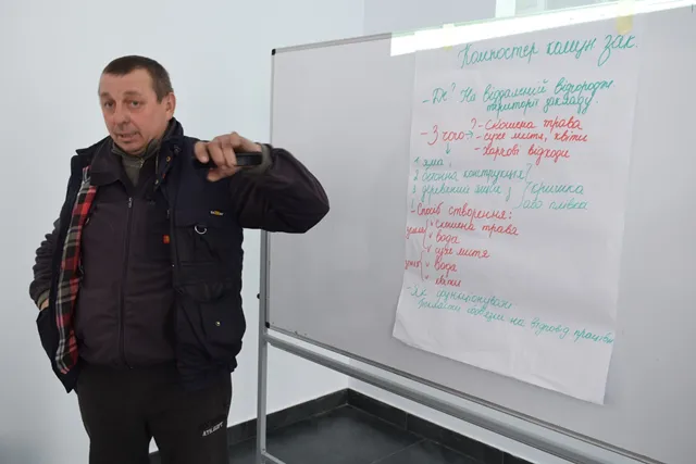 Жителям Смідинської громади розповіли, як утилізовувати сміття з користю (фото, відео)