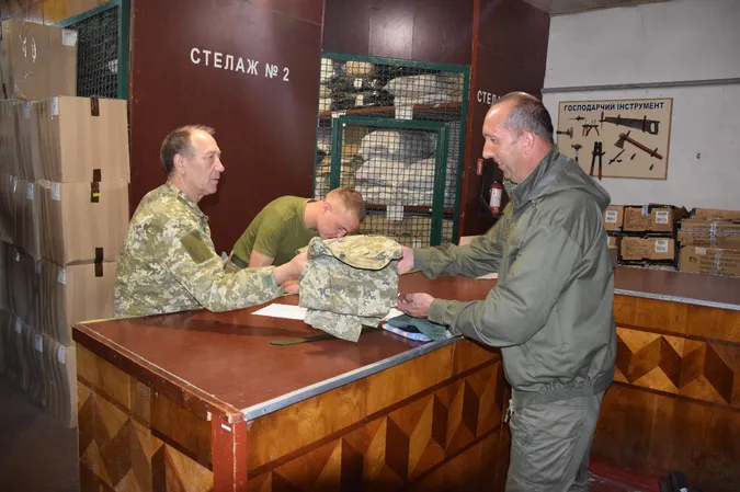 Волинських резервістів відправили на збори до Черкащини (фото)