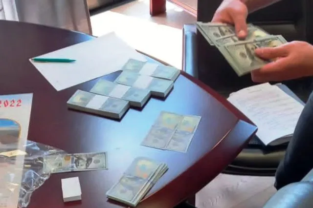 Затримали політиків, які «продали» місце у списку за 2,5 мільйона доларів (фото, відео)