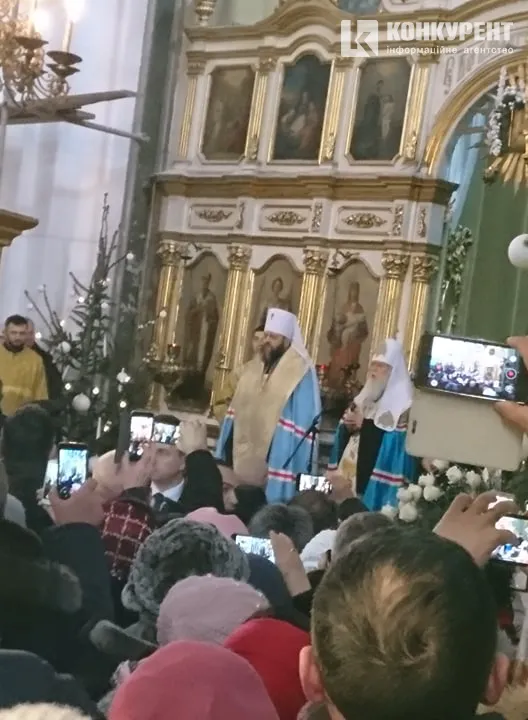 Петро Порошенко прибув до луцького собору (фото, відео, оновлюється)