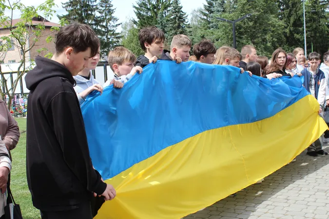 На Волині в останню путь провели Героя Олександра Стасюка (фото)
