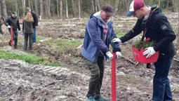 «Ліс пам'яті»: на Волині висадили дерева на честь загиблих Захисників-лісівників (фото, відео)