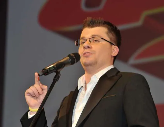 Слідом за Зеленським: комік Гарік Харламов зібрався стати президентом Росії