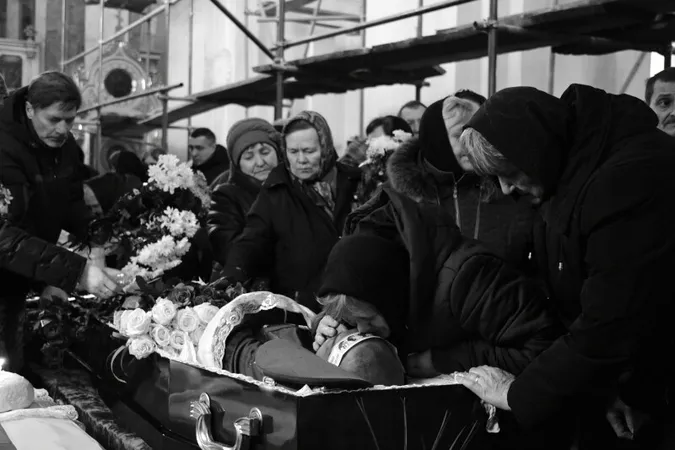 У Луцьку в останню путь провели двох військовослужбовців (фото, відео)
