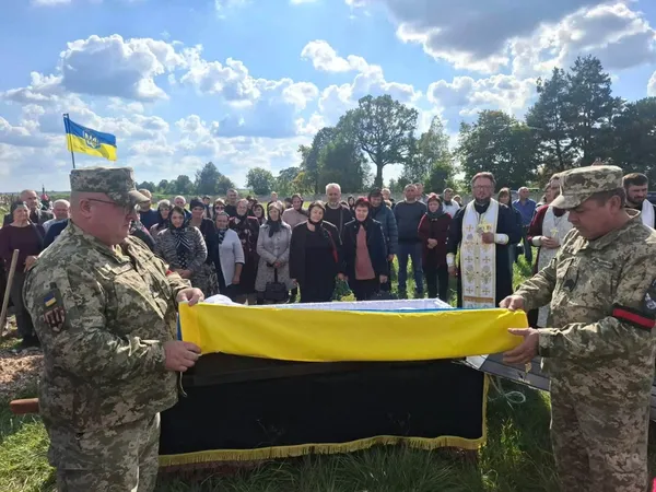 На Волині попрощалися із захисником Сергієм Кушнірчуком (фото)
