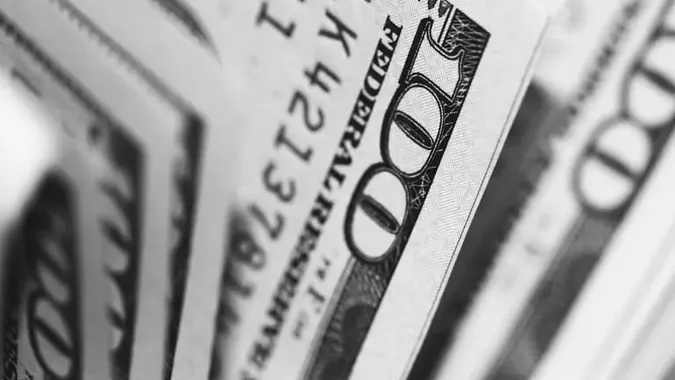 Американець знайшов у грубці 40 тисяч доларів: що він з ними зробив