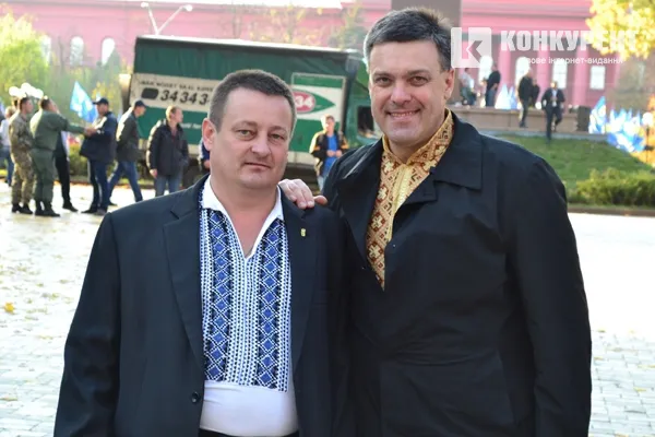 Олександр Пирожик та Олег Тягнибок