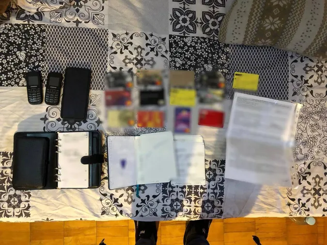 «Схема» на 200 тисяч: волинянин зі спільниками займалися інтернет-шахрайством (фото)