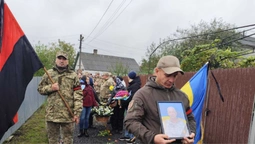 У Луцькому районі попрощалися із сержантом Віктором Мельничуком (фото)