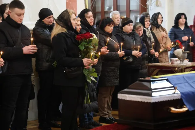 У Луцьку попрощалися з Героєм Іваном Литвинчуком