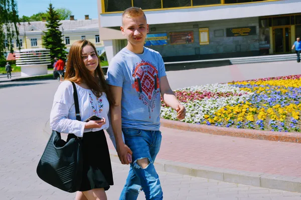 Вишиванки Театрального майдану Луцька (фоторепортаж)