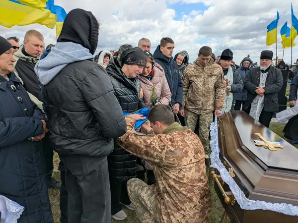 Назавжди 50: на Волині попрощалися із загиблим воїном Володимиром Омельчуком (фото)