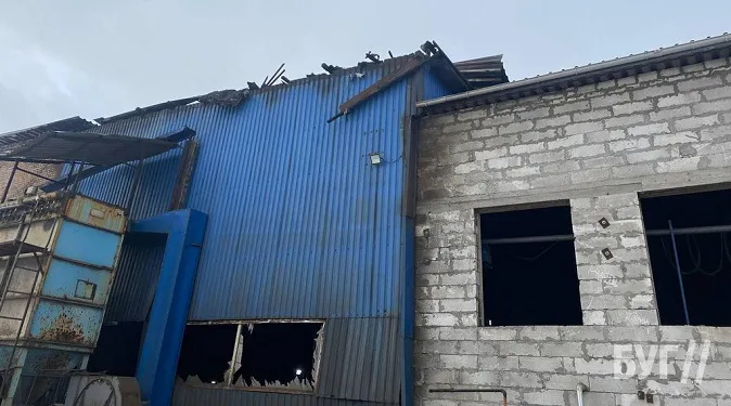 У Нововолинську стався потужний вибух на ливарному підприємстві (фото, відео)