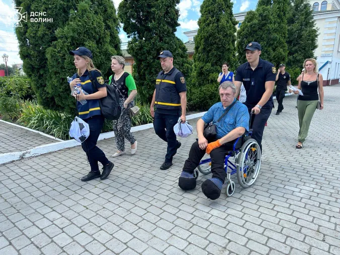 На Волинь з Донеччини евакуювали 69 дорослих і дітей (фото)