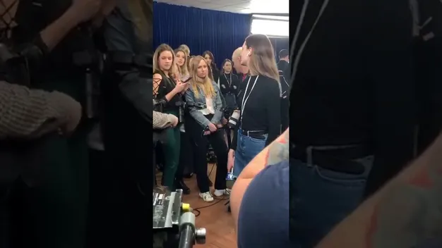Журналістку Суспільного відправили у відпустку за дивну поведінку (відео)