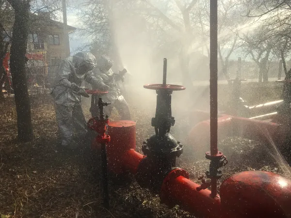 Розгерметизація газопроводу: на «Волиньгазі» «гасили» вогонь (фото)