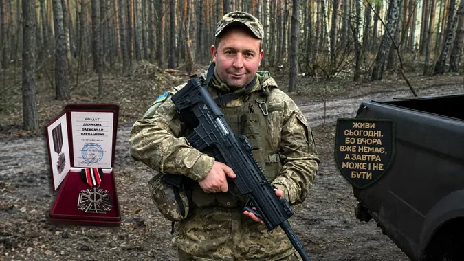 Захисник з Волині Олександр Данилюк отримав нагороду за віддану службу