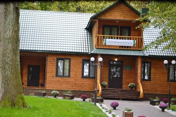 У «волинській Швейцарії» відкрили молодіжний центр (фото)