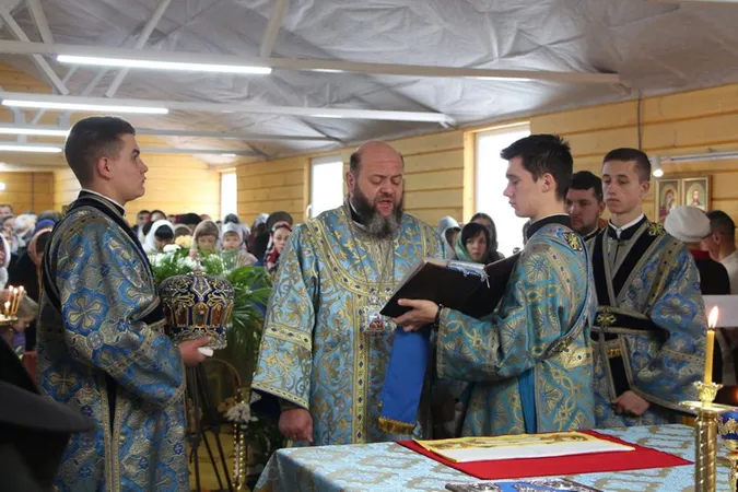 Майстер-класи і психолог: як працюватиме дитяча церква в Луцьку (фото)