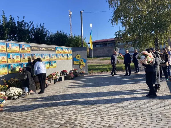 На Волині вручили посмертні нагороди воїнам Олегу Патіюку та Василю Карп'юку (фото)