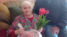 Майже століття життя і 20 нащадків: у селі на Волині привітали довгожительку