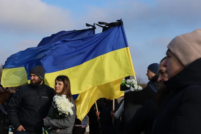 На Волині попрощалися з воїном Русланом Світачем (фото)