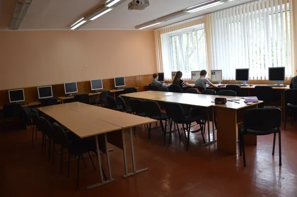 В одному з компютерних класів