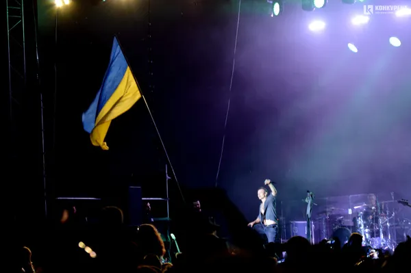 Більше, ніж у Винника: Вакарчук зібрав океан лучан (фото)