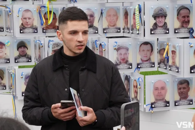 «Для мене це вже моя реальність»: у Луцьку зустріли Павла Літвіна після 50 місяців російського полону (фото)