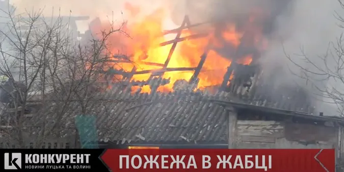 Під Луцьком – пожежа на дачному масиві (відео)