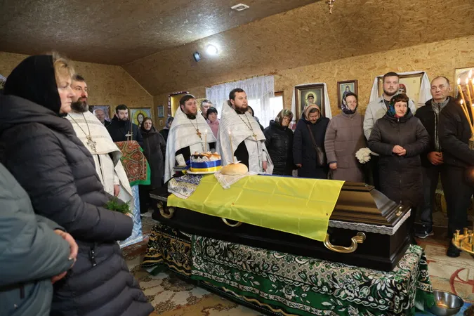 На Волині попрощались з Героєм Миколою Ясенюком (фото)