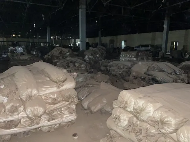 Майно збанкрутілого волинського шовкового комбінату продали на аукціоні: за скільки