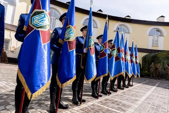 Волинські нацгвардійці отримали бойовий прапор (фото)