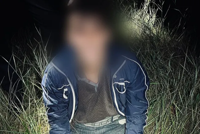 Помітно нервував: на Волині у чоловіка знайшли наркотики у запальничці (фото)