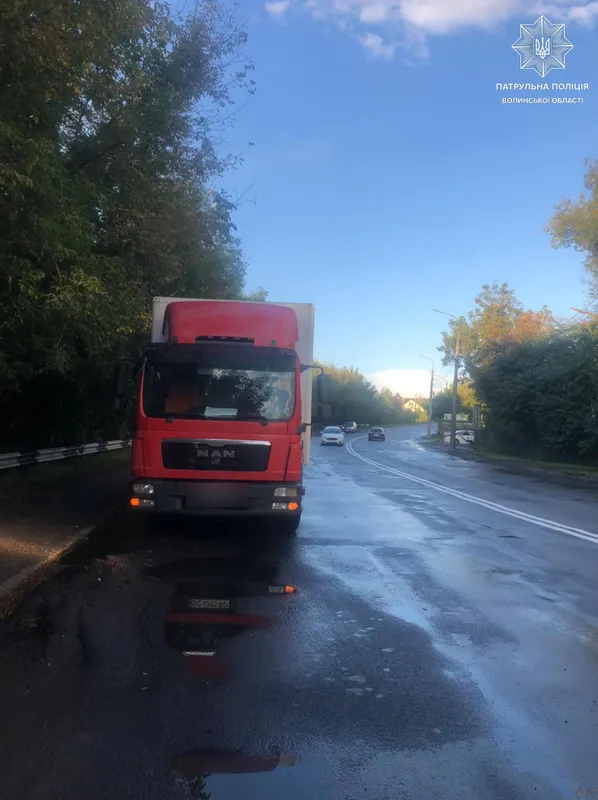 П'яний на «ауді» вилетів на зустрічку: у Луцьку легковик протаранив фуру