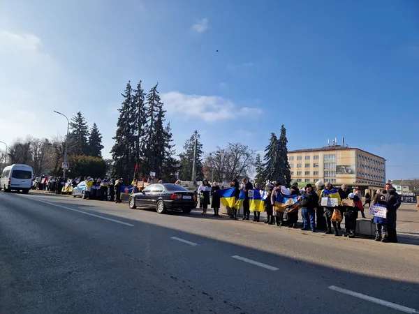 У Володимирі на акцію підтримки полонених та зниклих безвісти зібралися 250 учасників (фото)