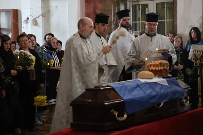 У Луцьку провели в останню дорогу Героя Дмитра Гордійчука (фото)