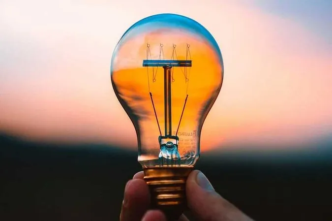 💡На Маневиччині анонсували відключення електропостачання