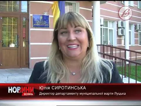 У Луцьку підприємці Старого ринку чергують біля контейнерів (відео)