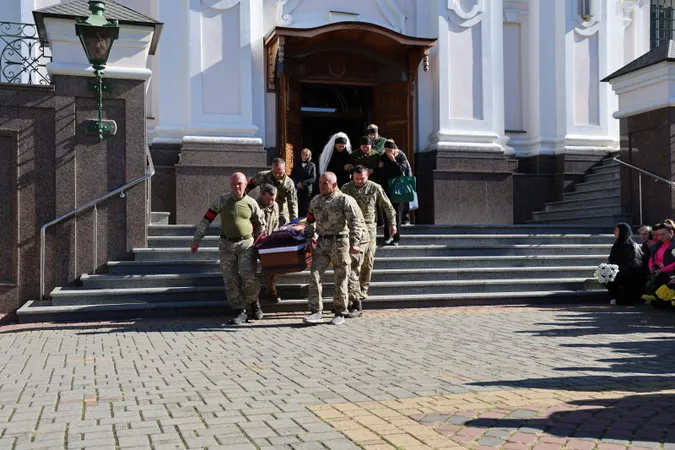 У Луцьку попрощалися із загиблим на Курщині Іваном Герасимчуком (фото)