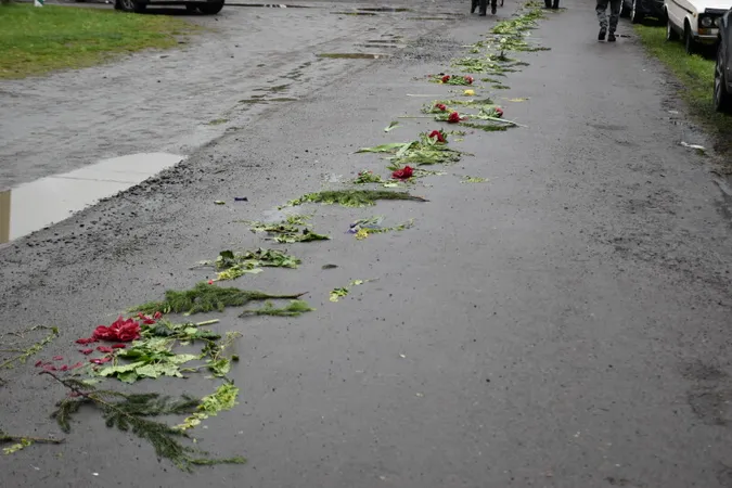 Загинув на Донеччині: Луцька громада попрощалася з Вячеславом Терьохіним (фото)