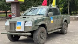 У Рожищі збирають гроші на ремонт автомобілів із зони бойових дій (фото)